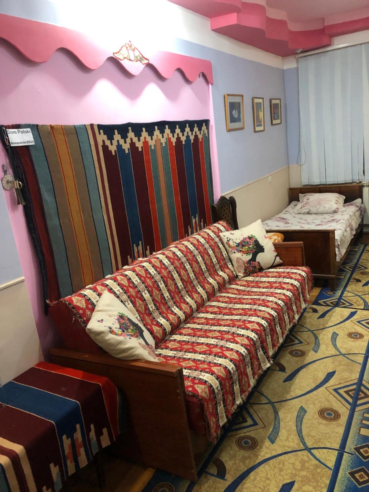 Dom Polski Gyumri Bagian luar foto