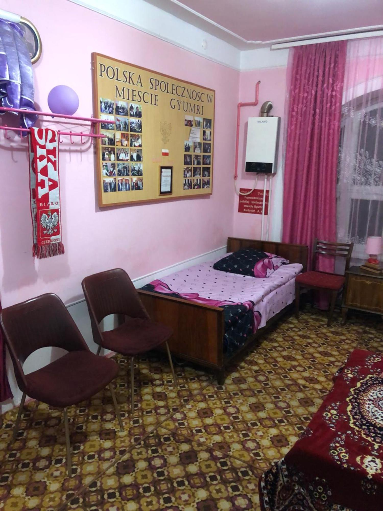 Dom Polski Gyumri Bagian luar foto